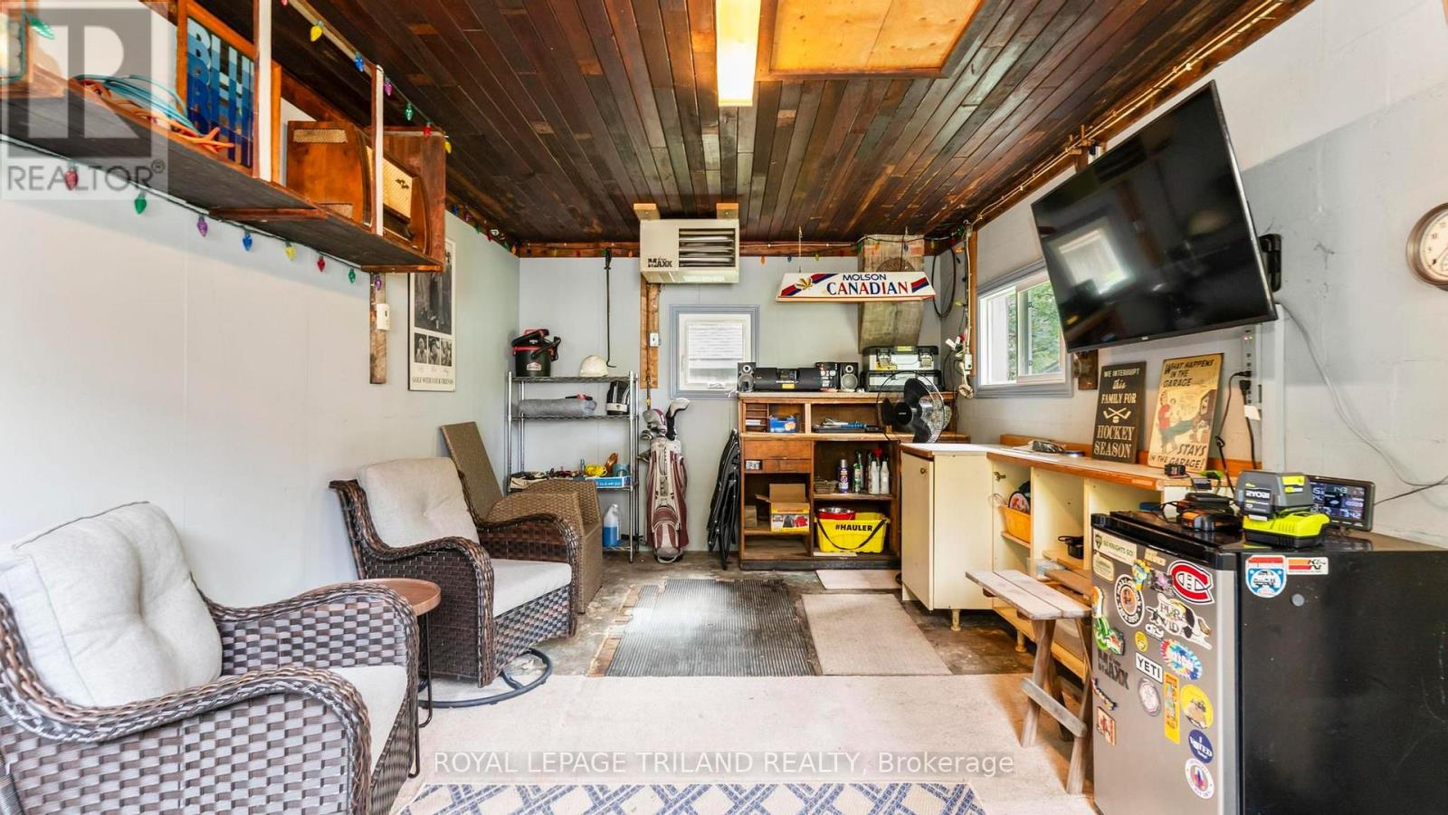 7 ERIE AVENUE - Image 34
