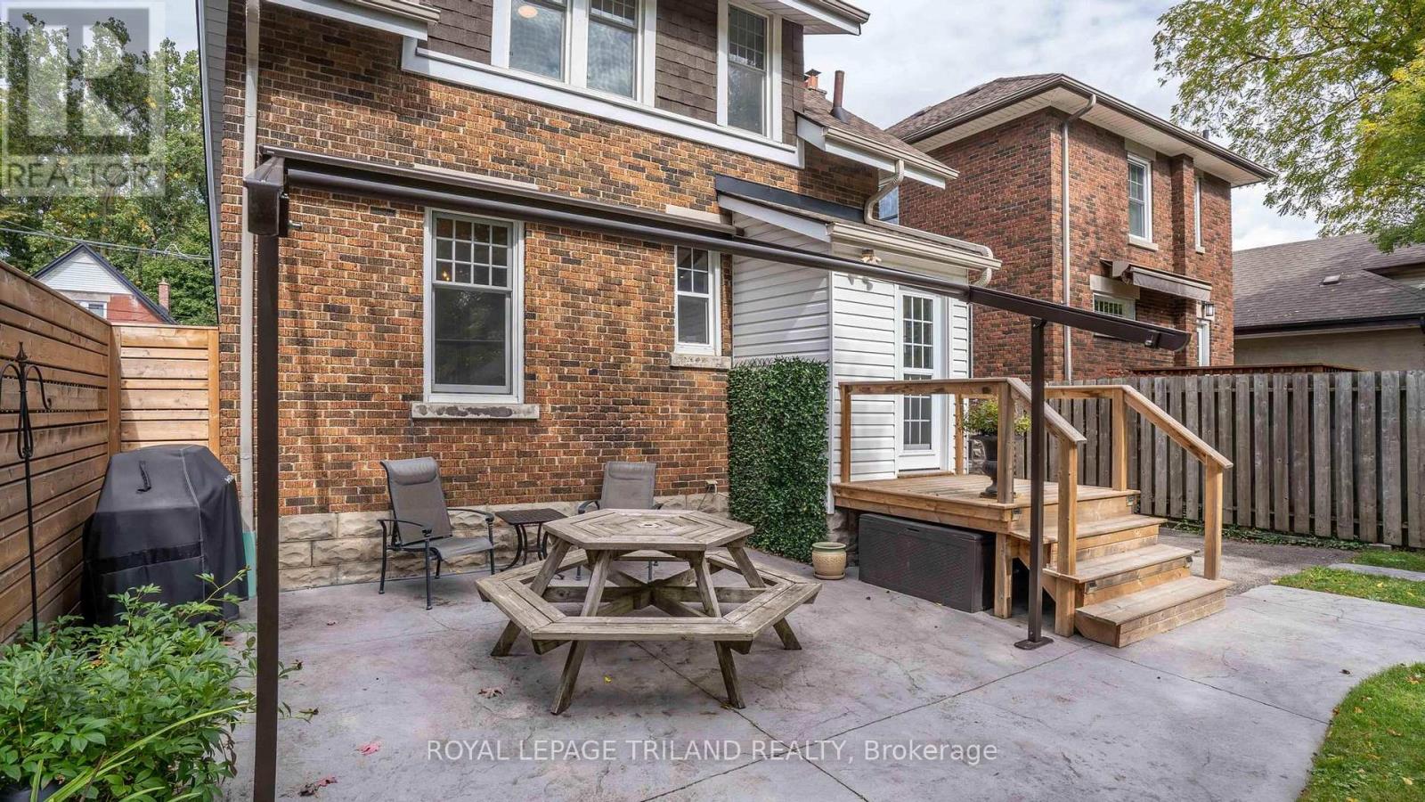 7 ERIE AVENUE - Image 38