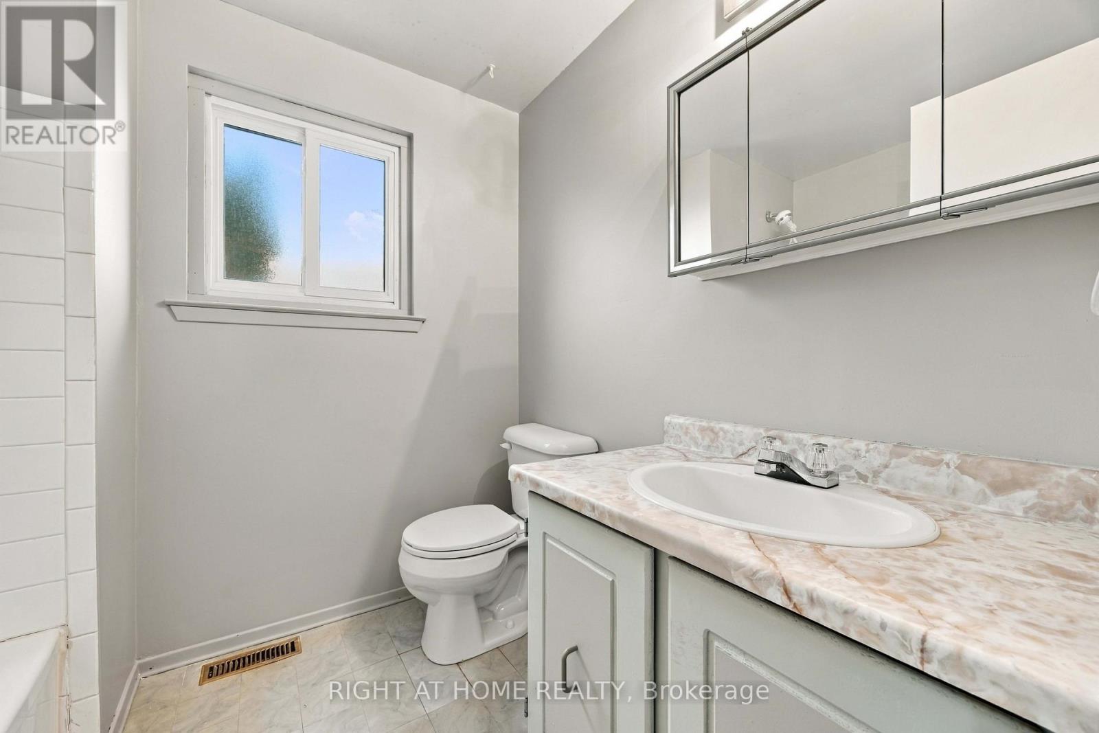 51 MAPLESTONE AVENUE - Image 20