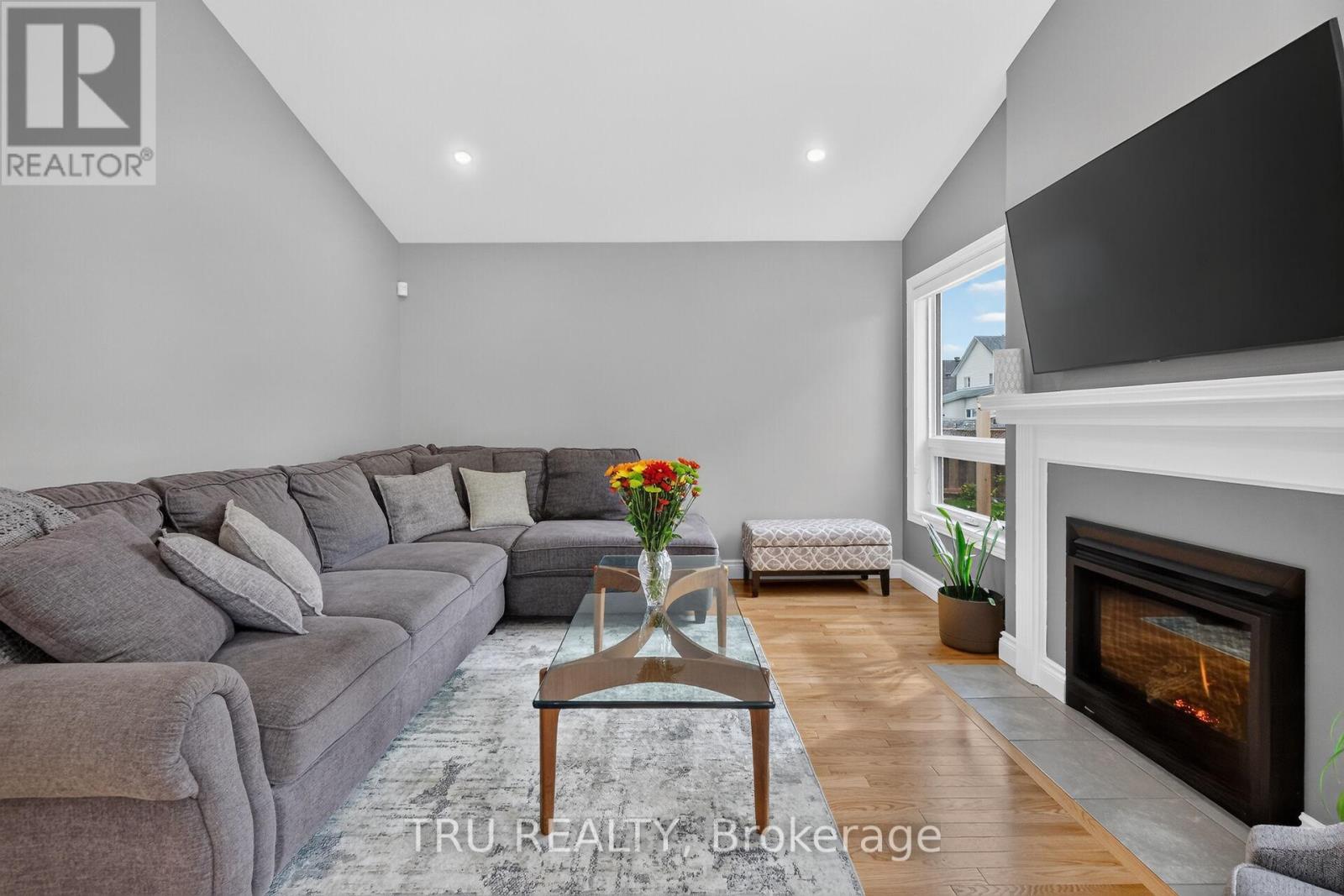 986 SHEENBORO CRESCENT - Image 17