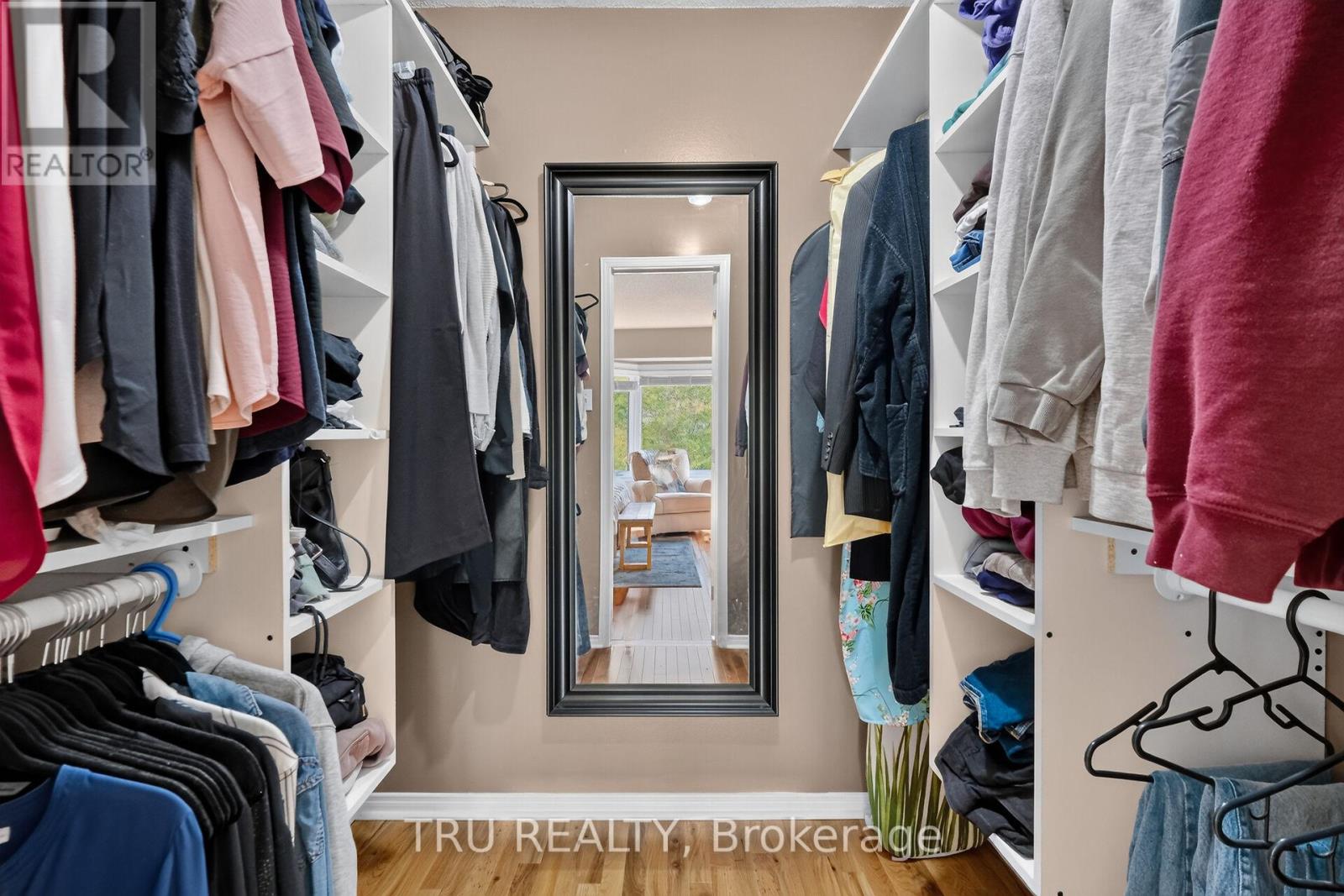 986 SHEENBORO CRESCENT - Image 27