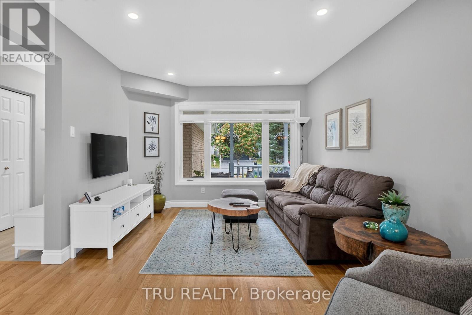 986 SHEENBORO CRESCENT - Image 6