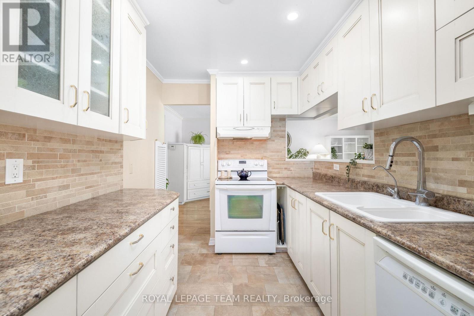 #102 960 TERON ROAD S - Image 11