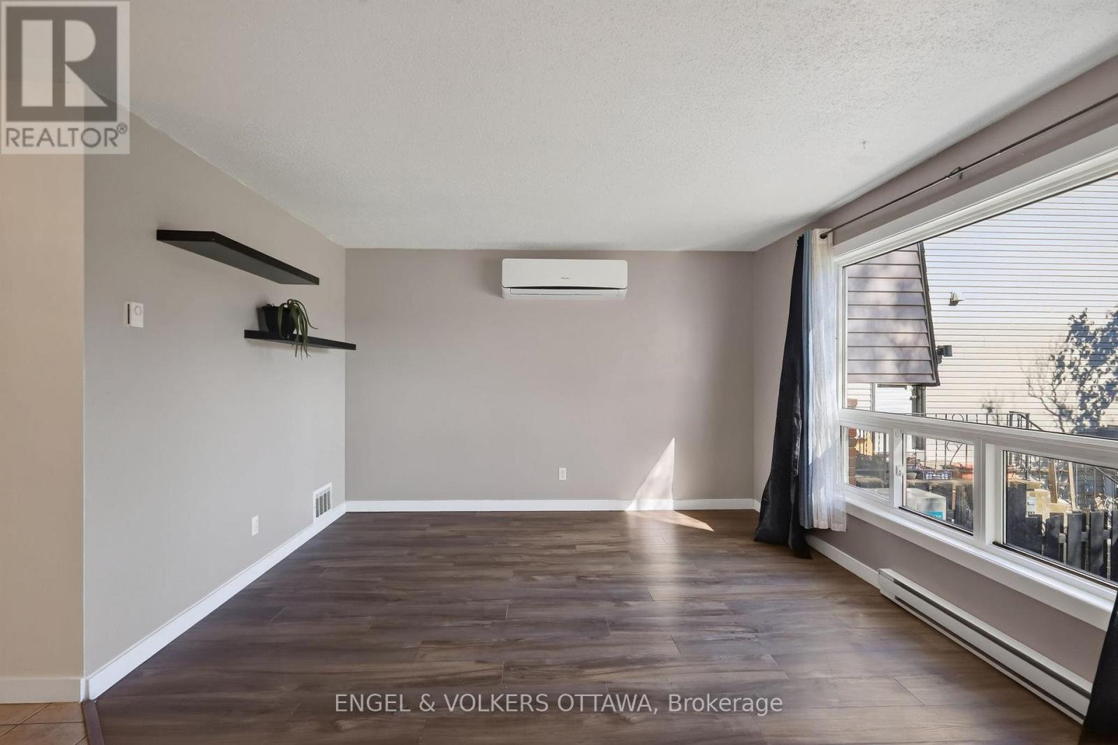 29 Woodvale Green Drive — photo 13