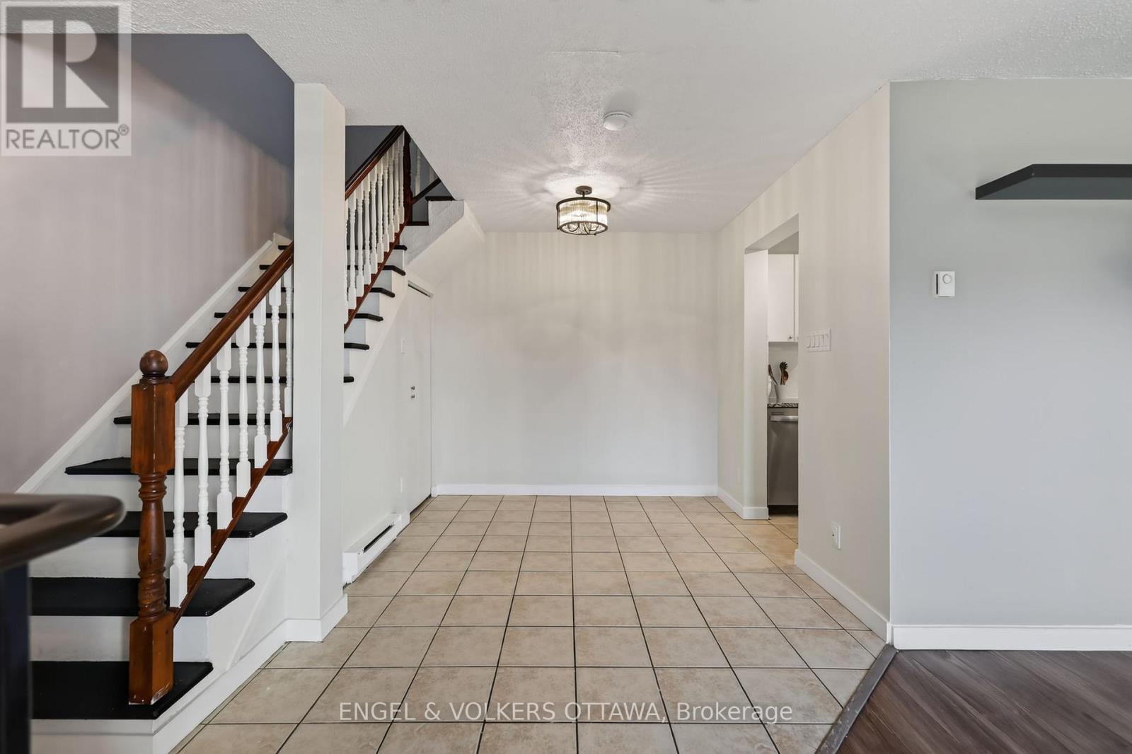 29 Woodvale Green Drive — photo 14