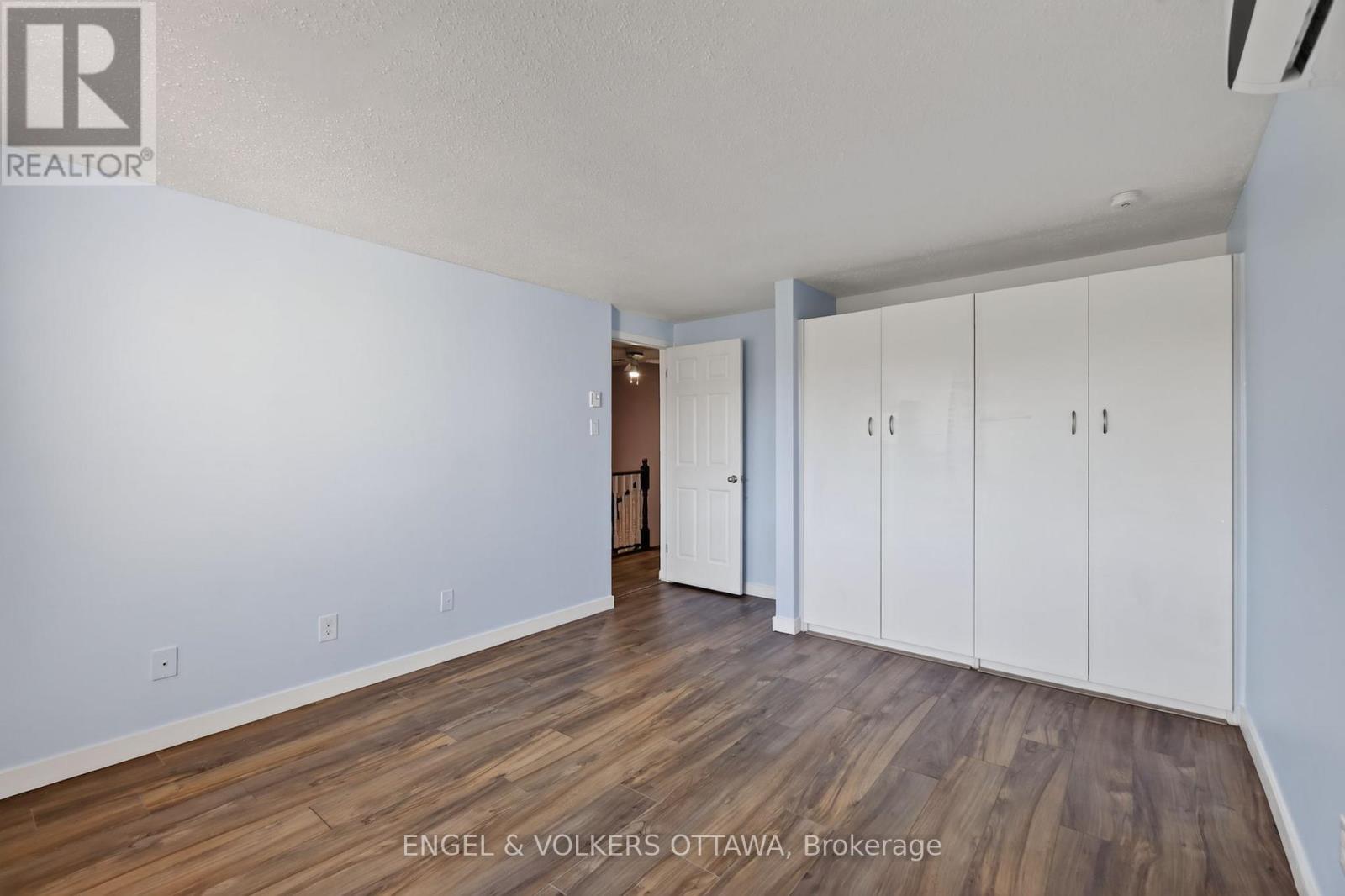 29 Woodvale Green Drive — photo 24