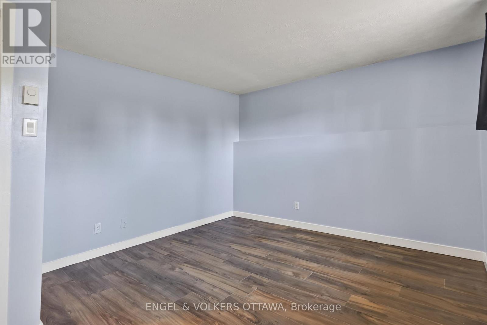 29 Woodvale Green Drive — photo 31