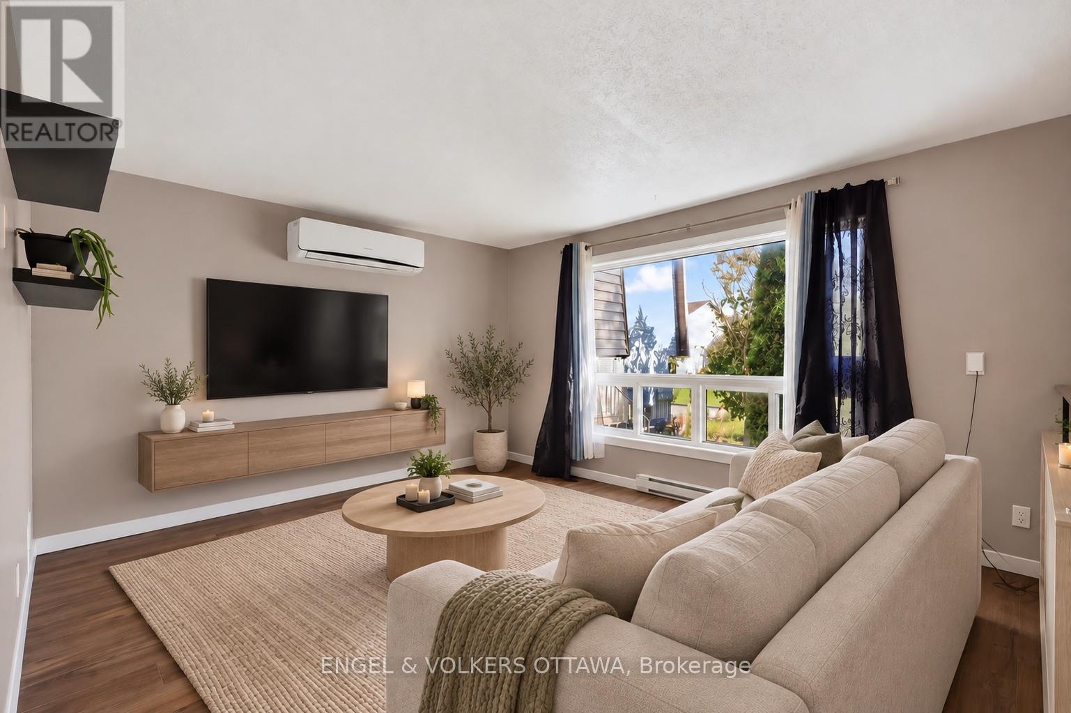 29 Woodvale Green Drive — photo 7