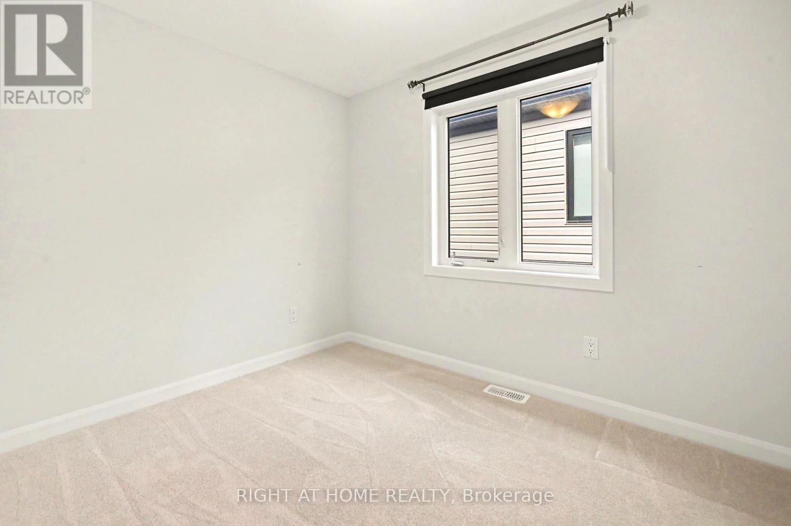 122 Lynn Coulter Street — photo 12