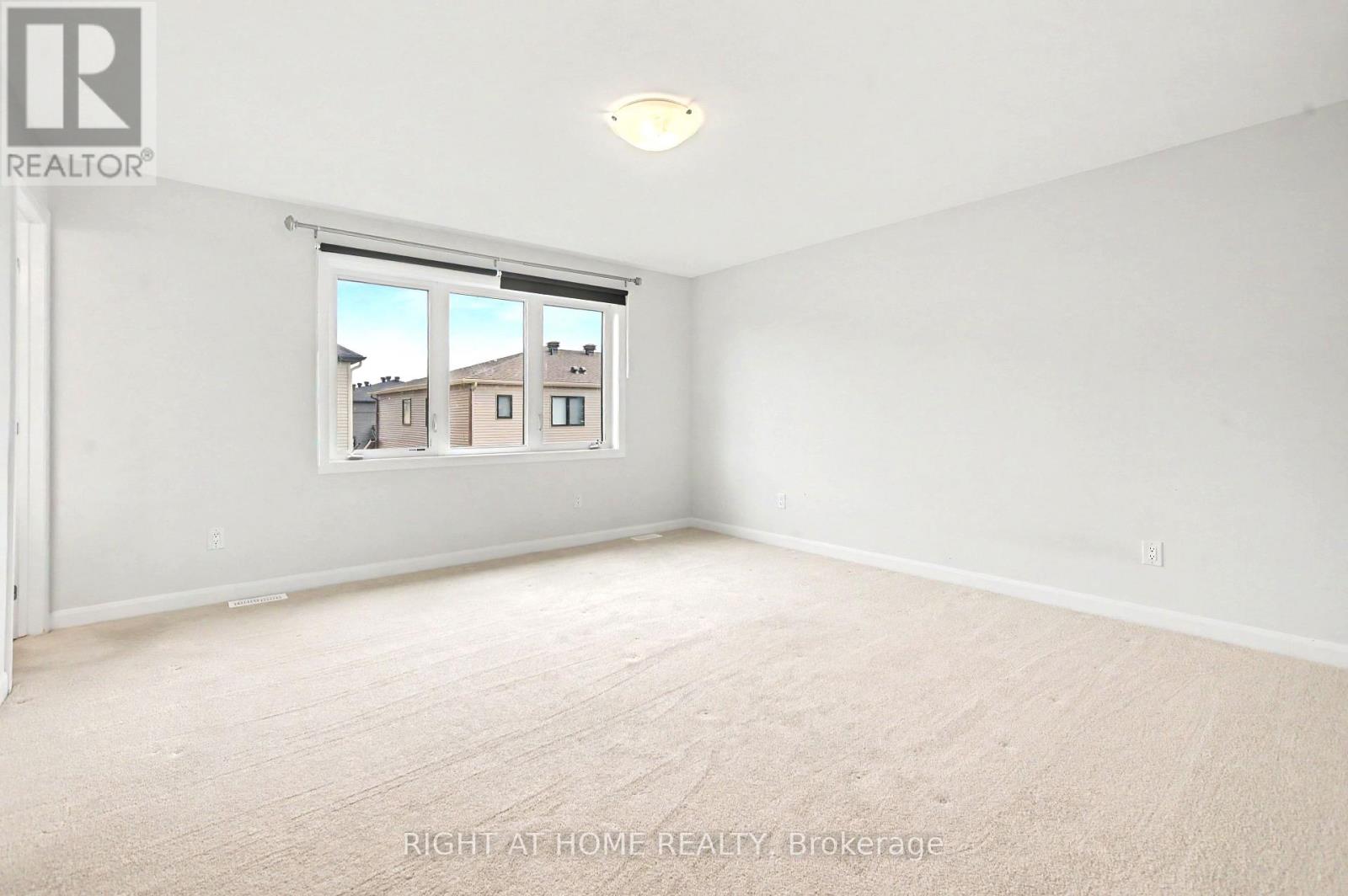 122 Lynn Coulter Street — photo 8