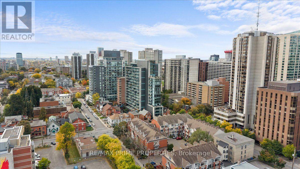 224 LYON STREET N - Image 39
