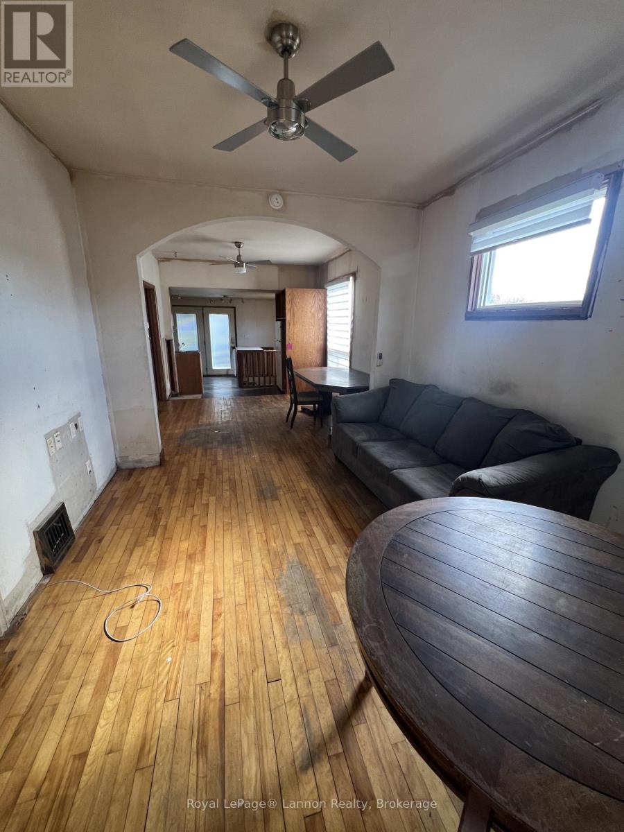 1612 CRAWFORD AVENUE - 14