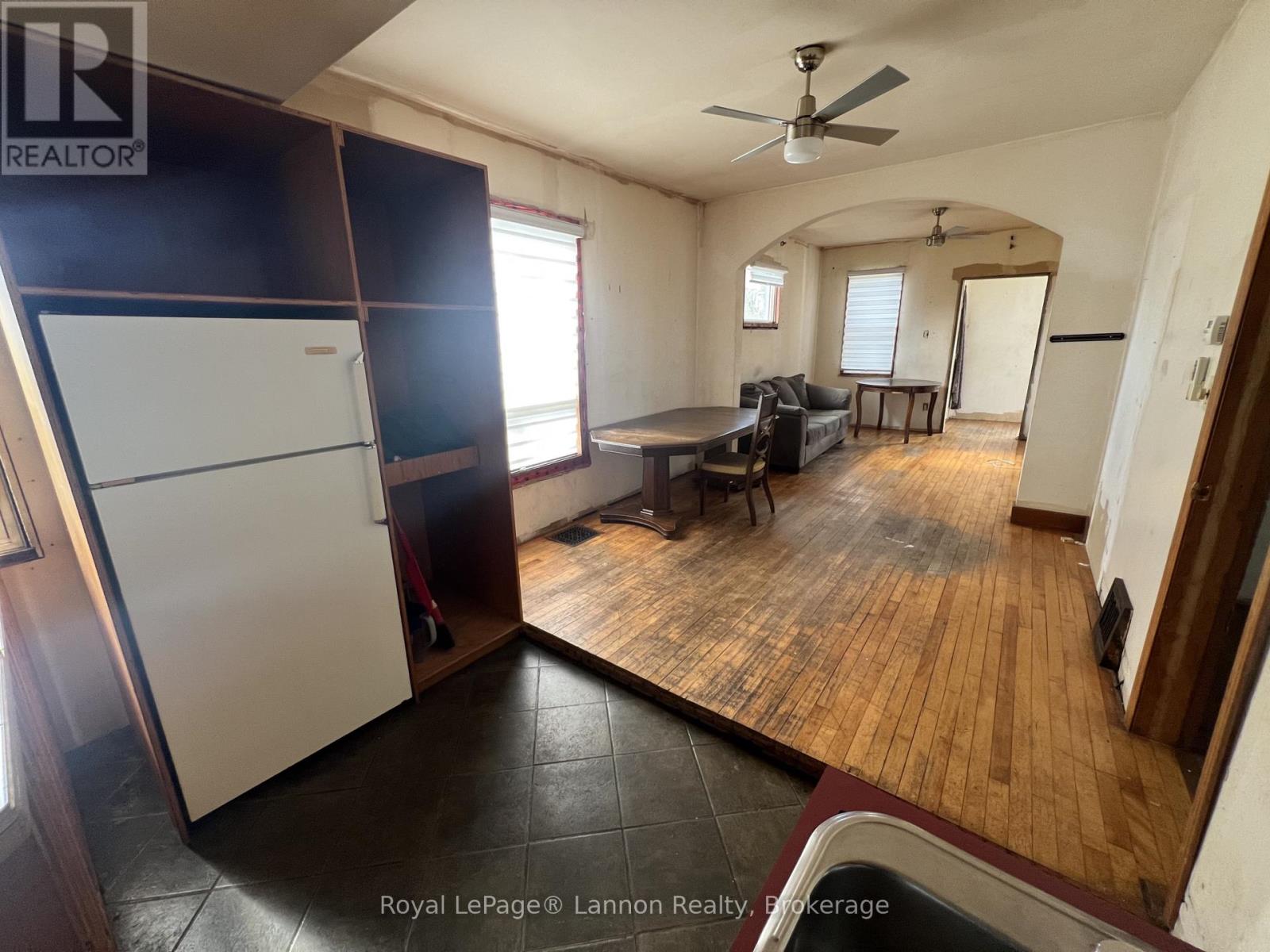 1612 CRAWFORD AVENUE - Image 26