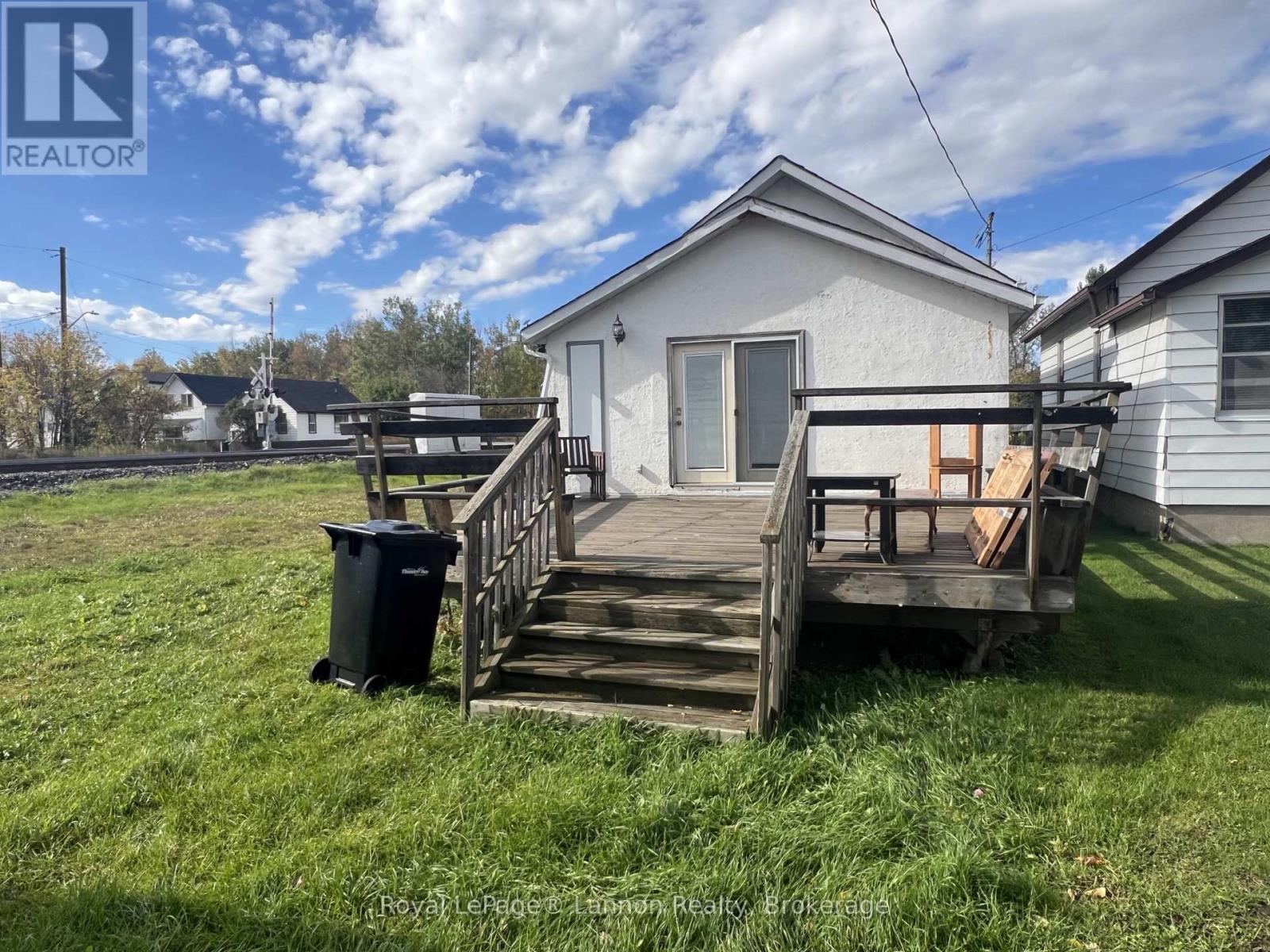 1612 CRAWFORD AVENUE - 4