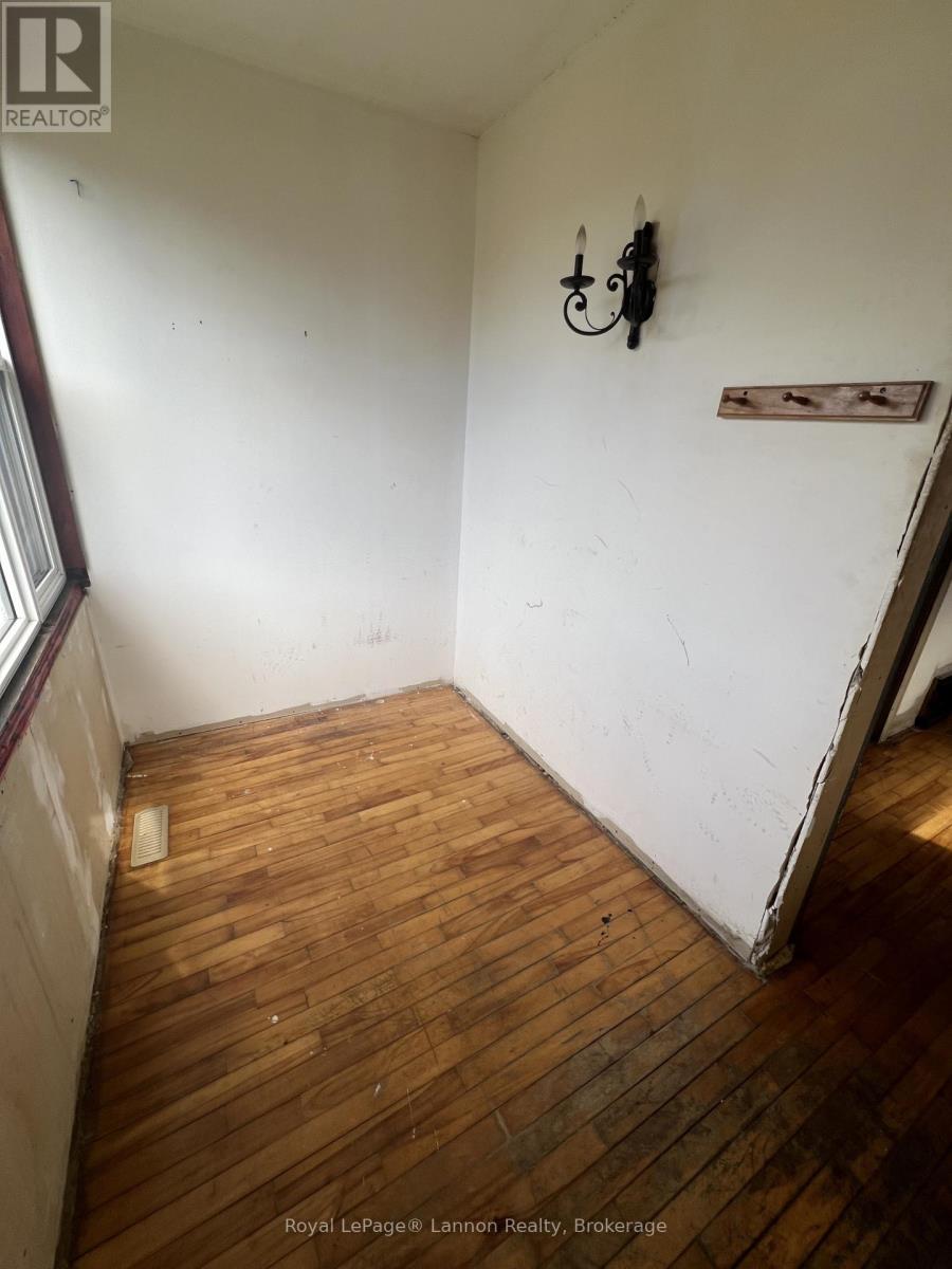 1612 CRAWFORD AVENUE - 9