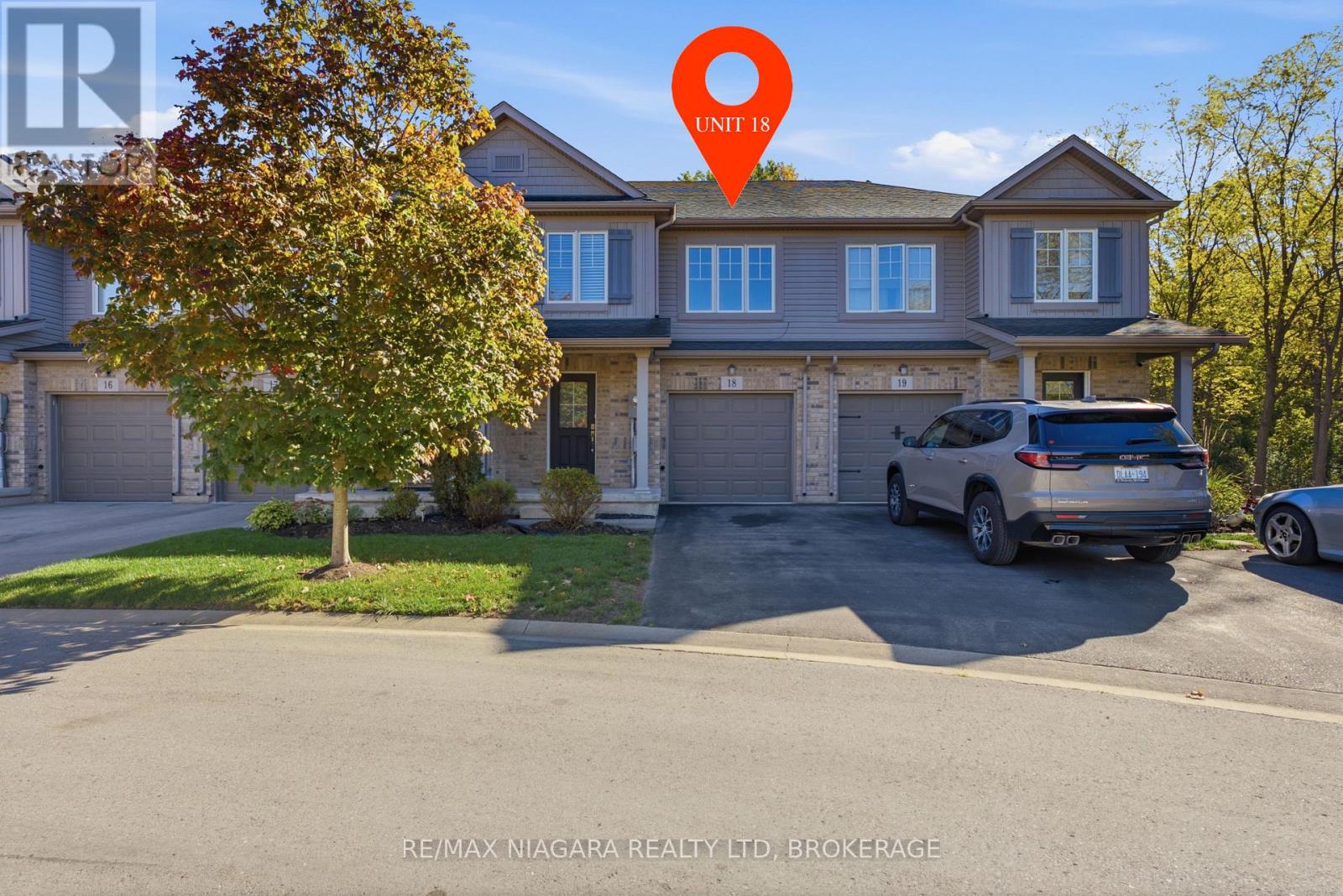 #18 340 PROSPECT POINT ROAD N - 2