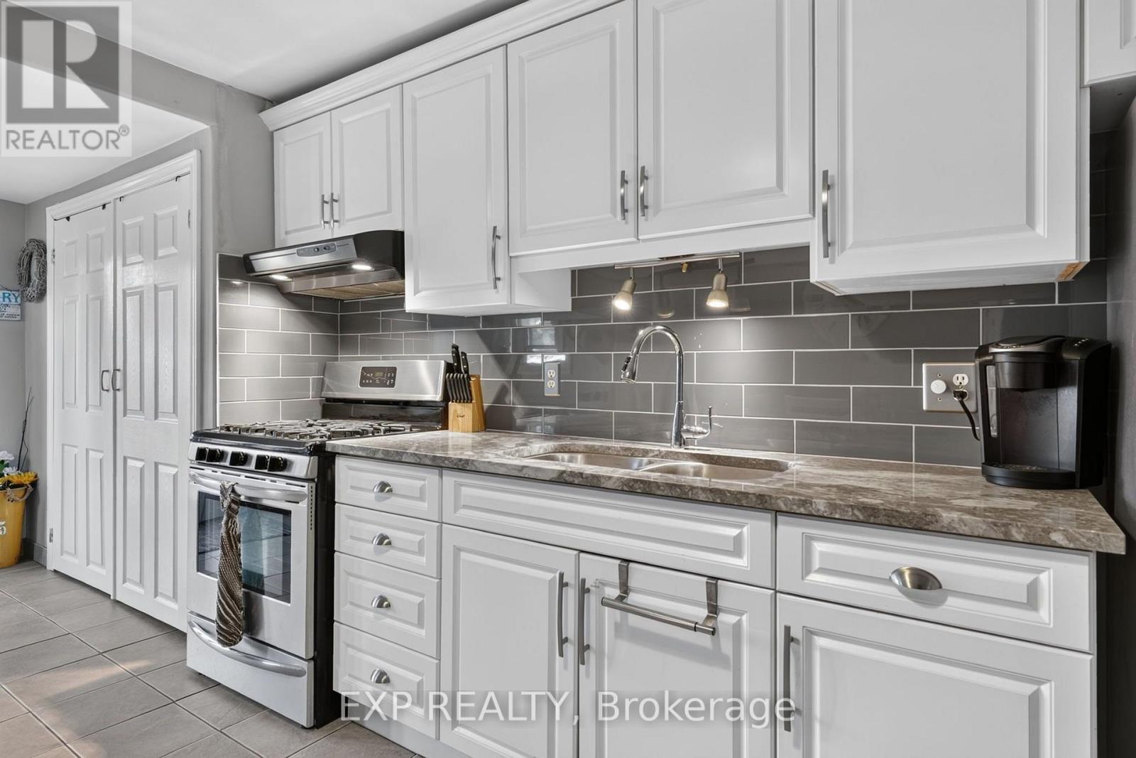 6063 CADHAM STREET - Image 12
