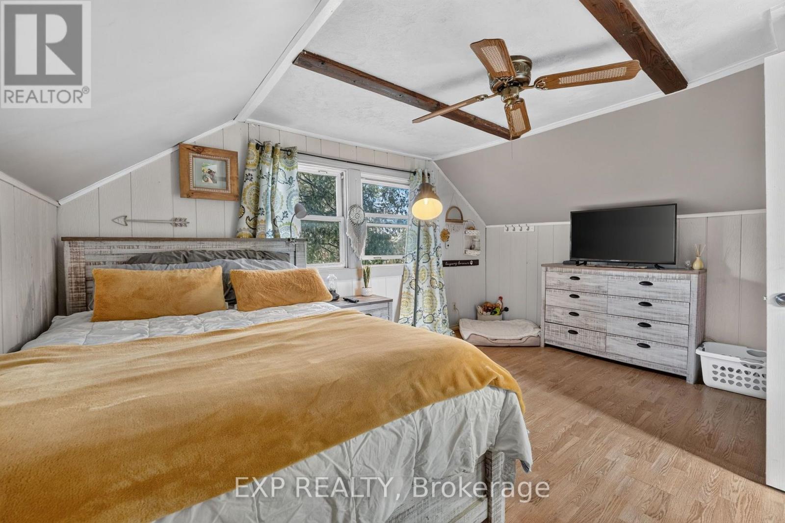 6063 CADHAM STREET - Image 33