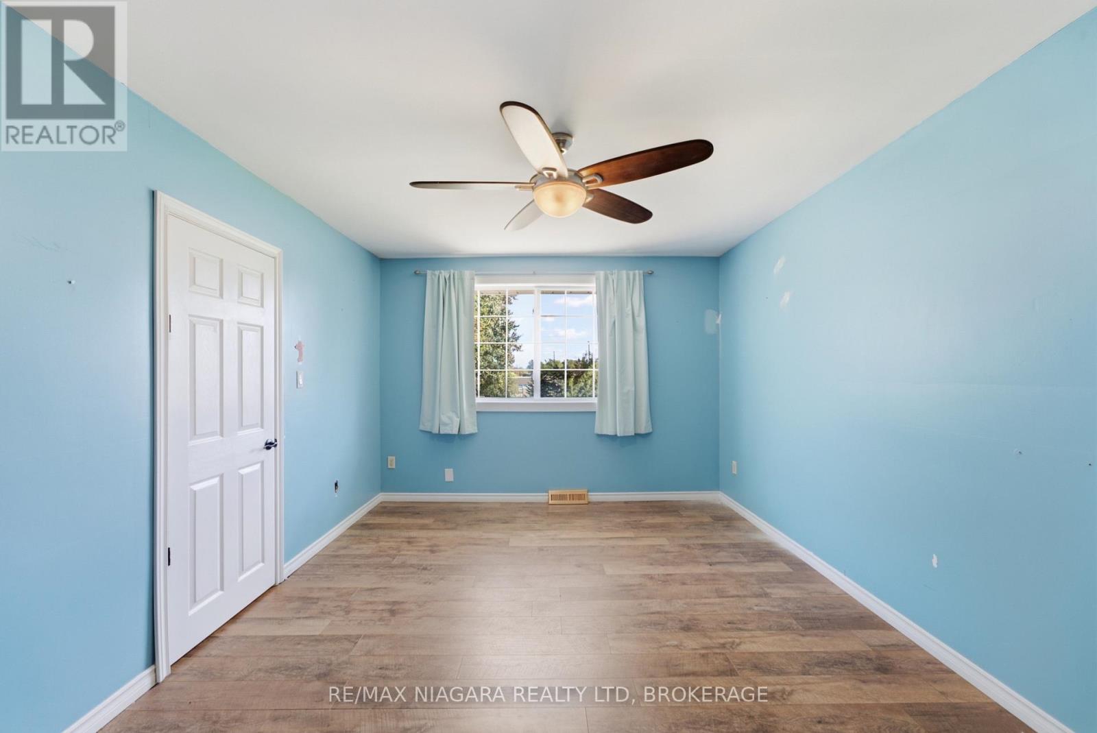 163 CHAMPLAIN DRIVE - Image 16