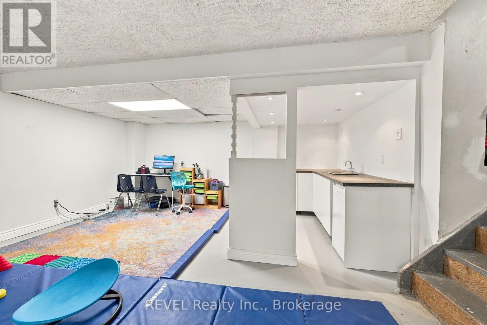 7218 MAYWOOD STREET - Image 29