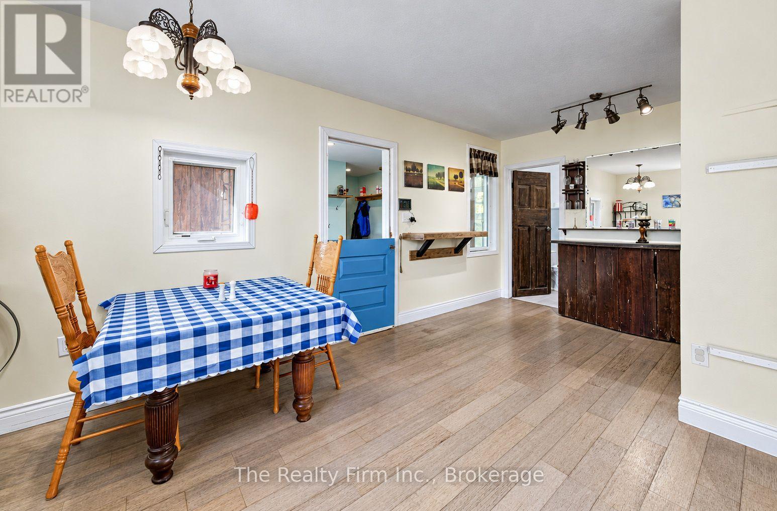 27 MILL ST STREET W - Image 11