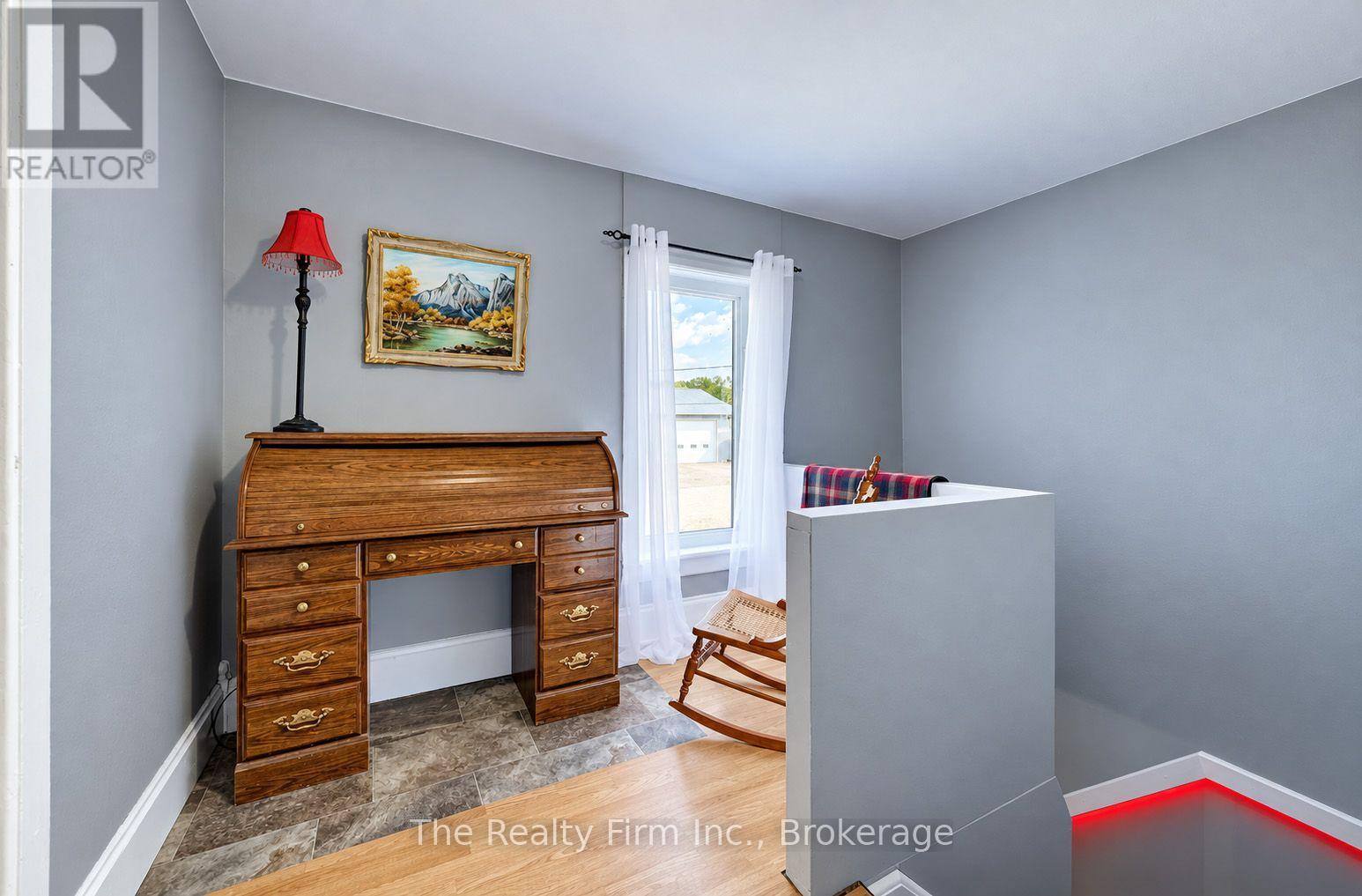 27 MILL ST STREET W - Image 18