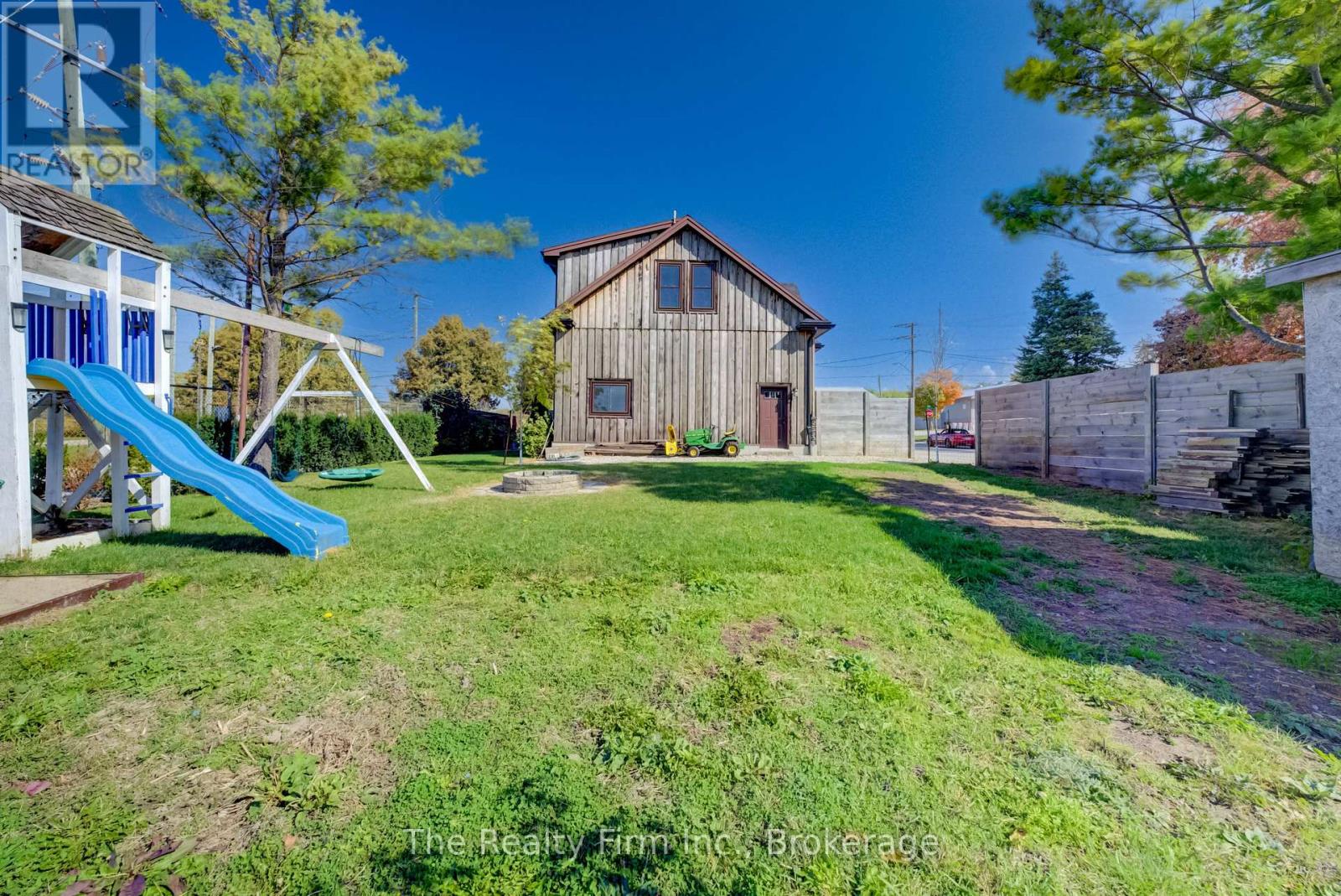 27 MILL ST STREET W - Image 40