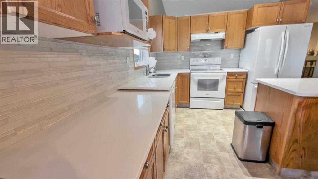 6411 54 Street - 7
