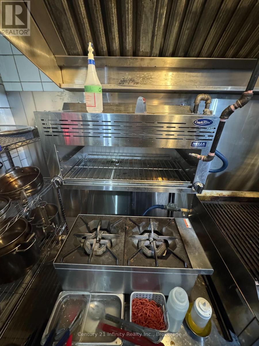 605 Kingston Road West — photo 23