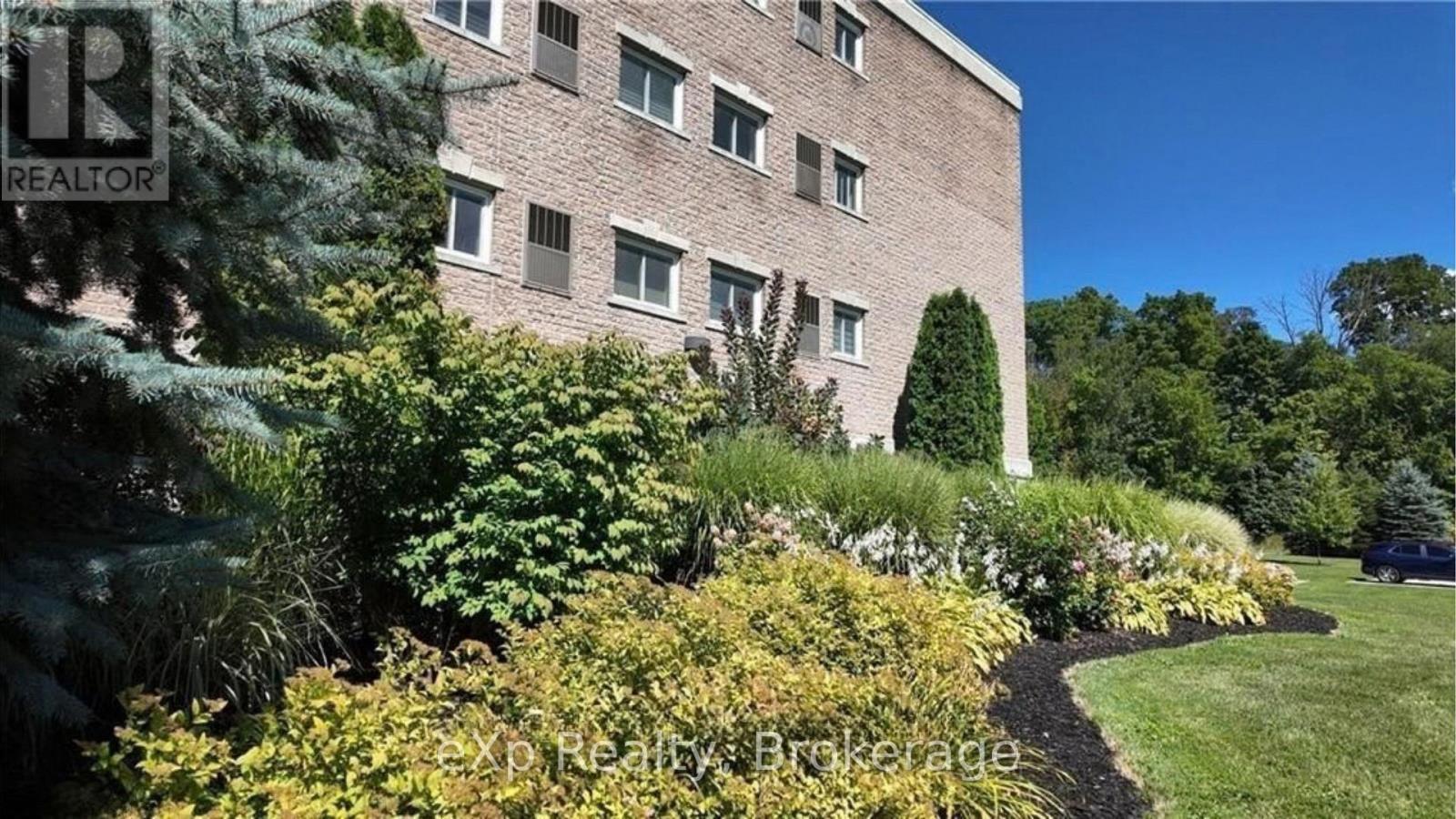 #304 125 WILLIAM STREET N - 37