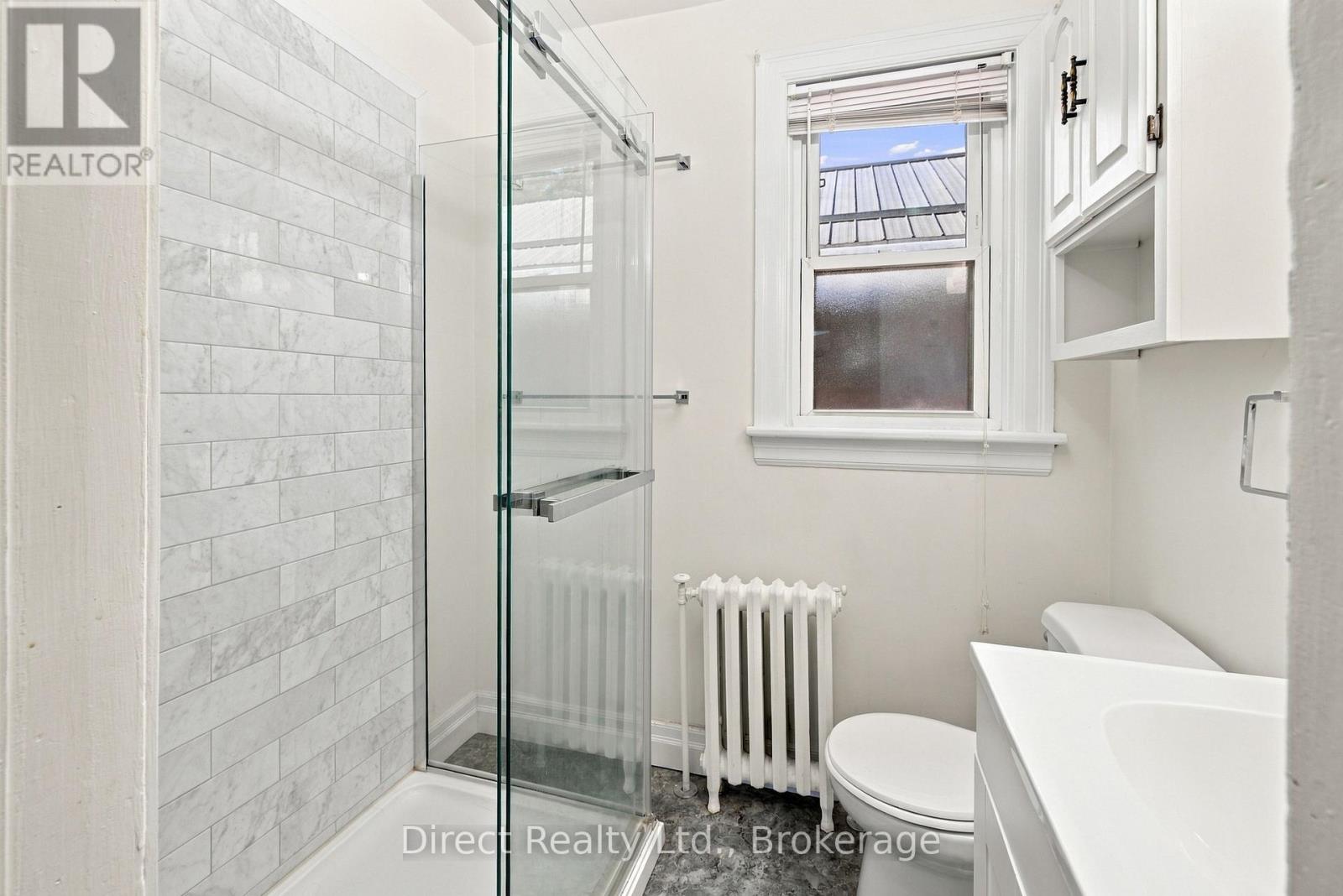 32 MEYERS STREET - 12