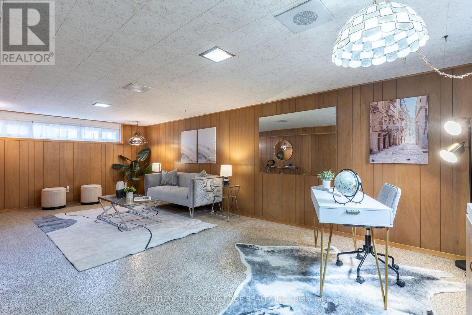 18 HORIZON CRESCENT - 26