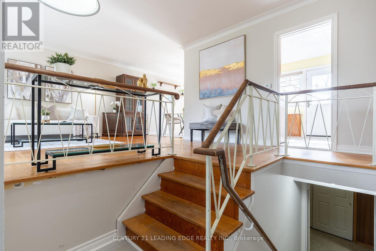 18 HORIZON CRESCENT - 3