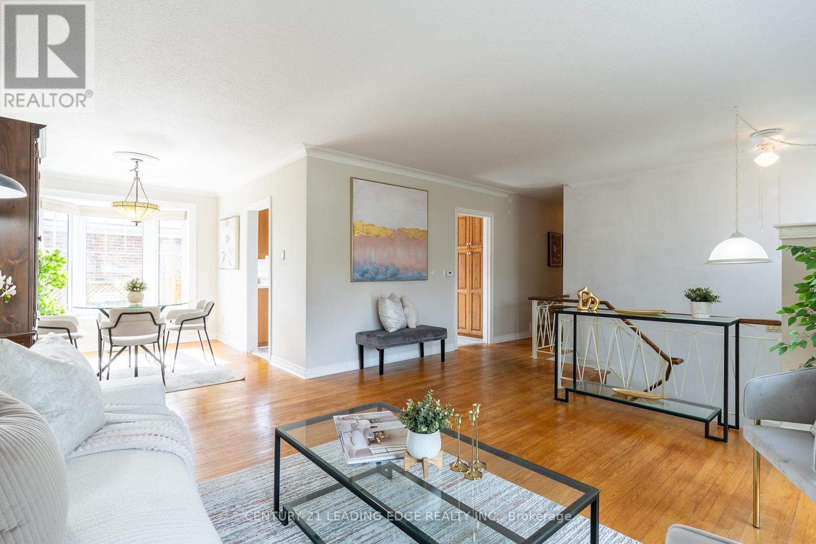 18 HORIZON CRESCENT - 6