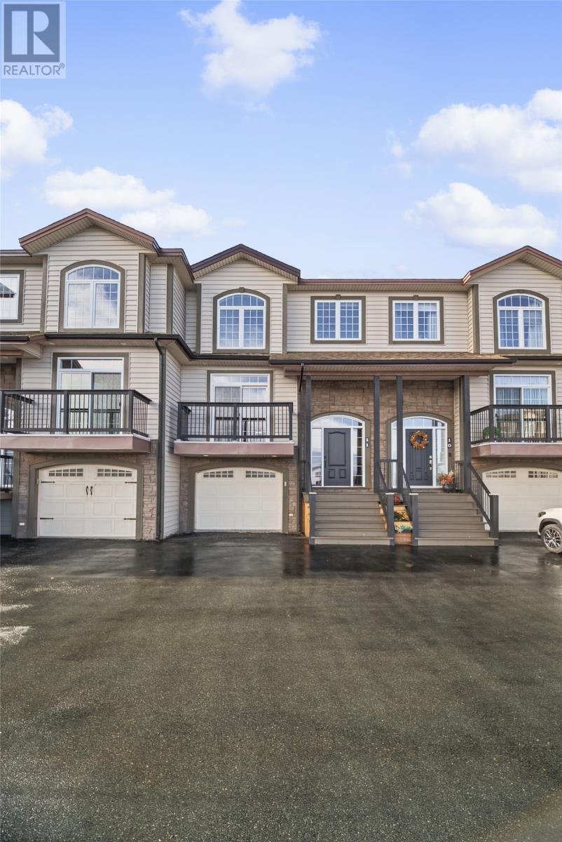 28 Lions Crescent Unit#11