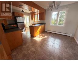 39 Canada Drive thumbnail 10