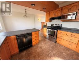 39 Canada Drive thumbnail 11