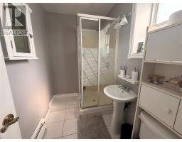 39 Canada Drive thumbnail 26