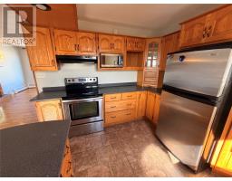 39 Canada Drive thumbnail 8