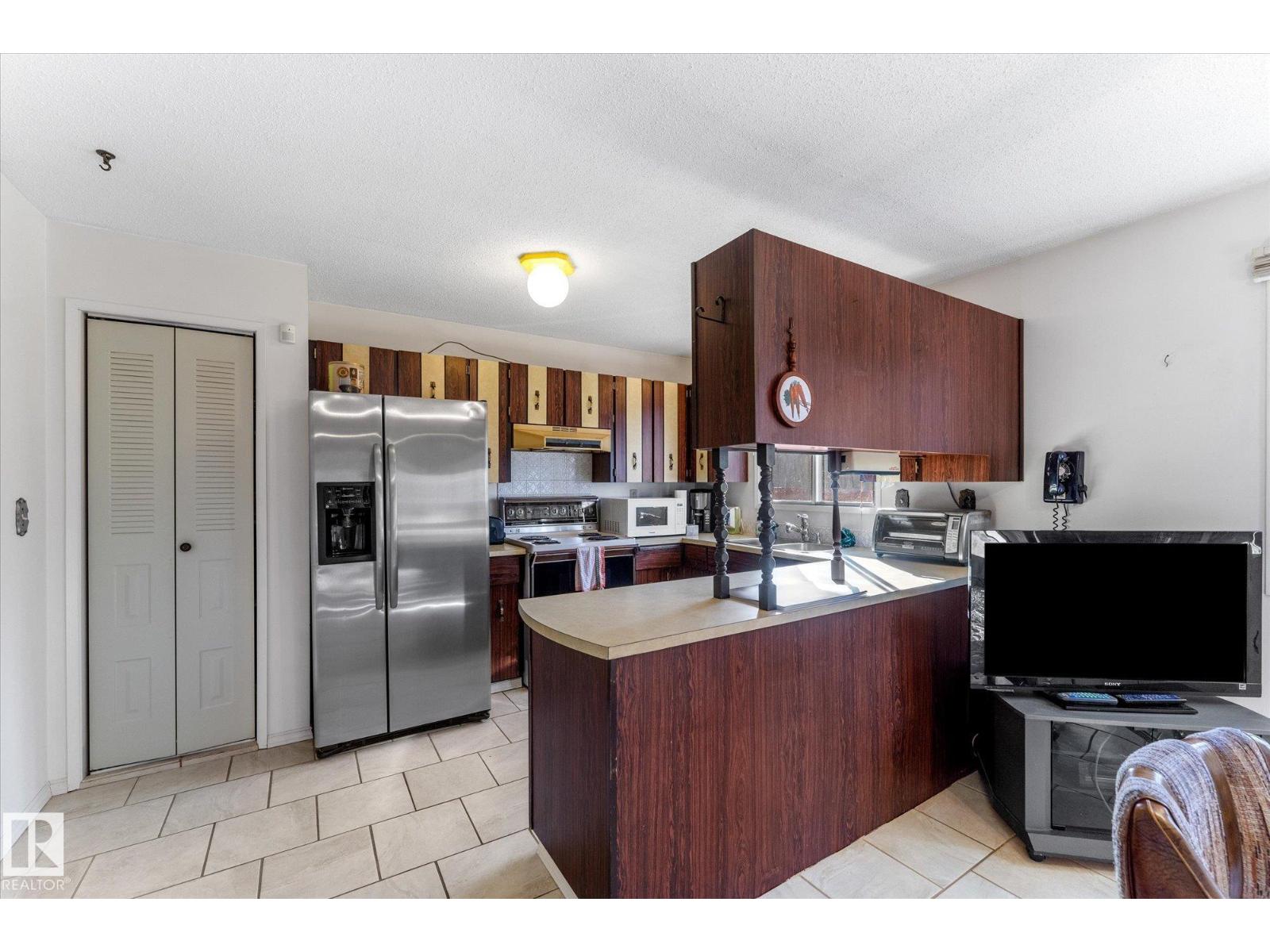 68 51404 RGE ROAD 264 - 5
