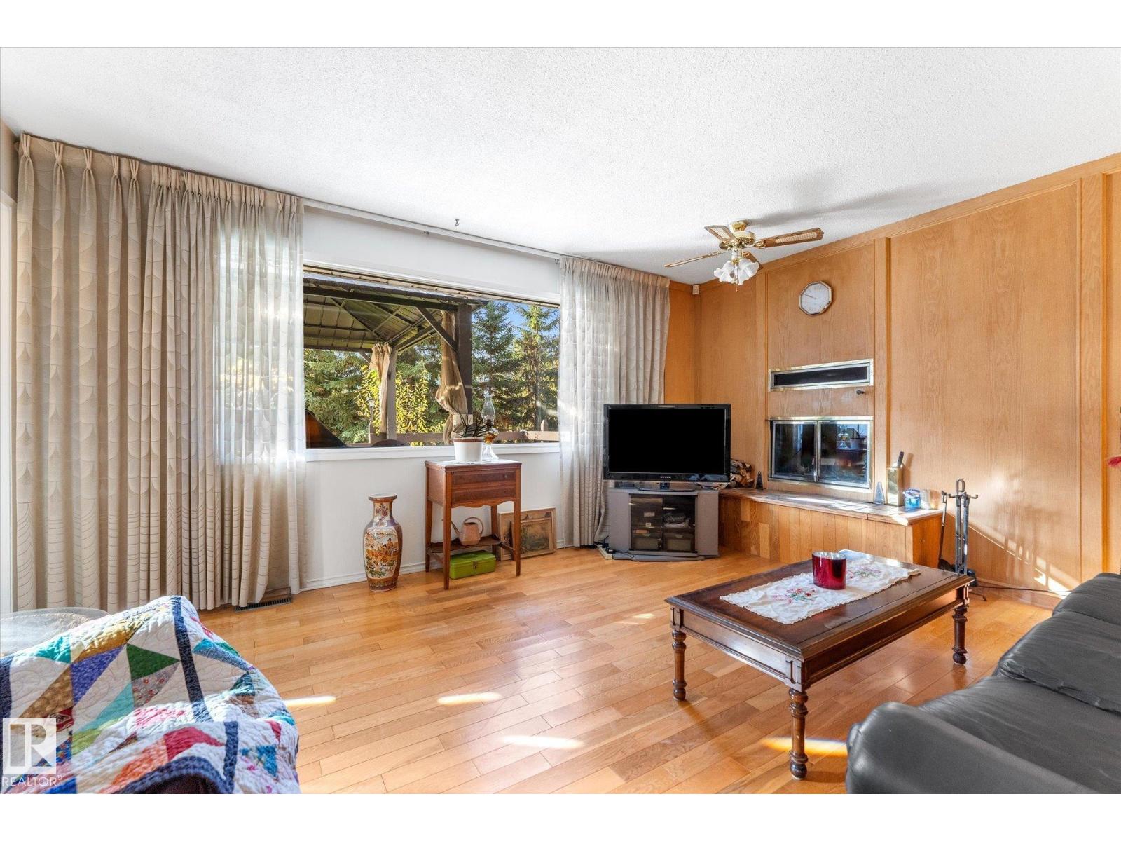 68 51404 RGE ROAD 264 - 11