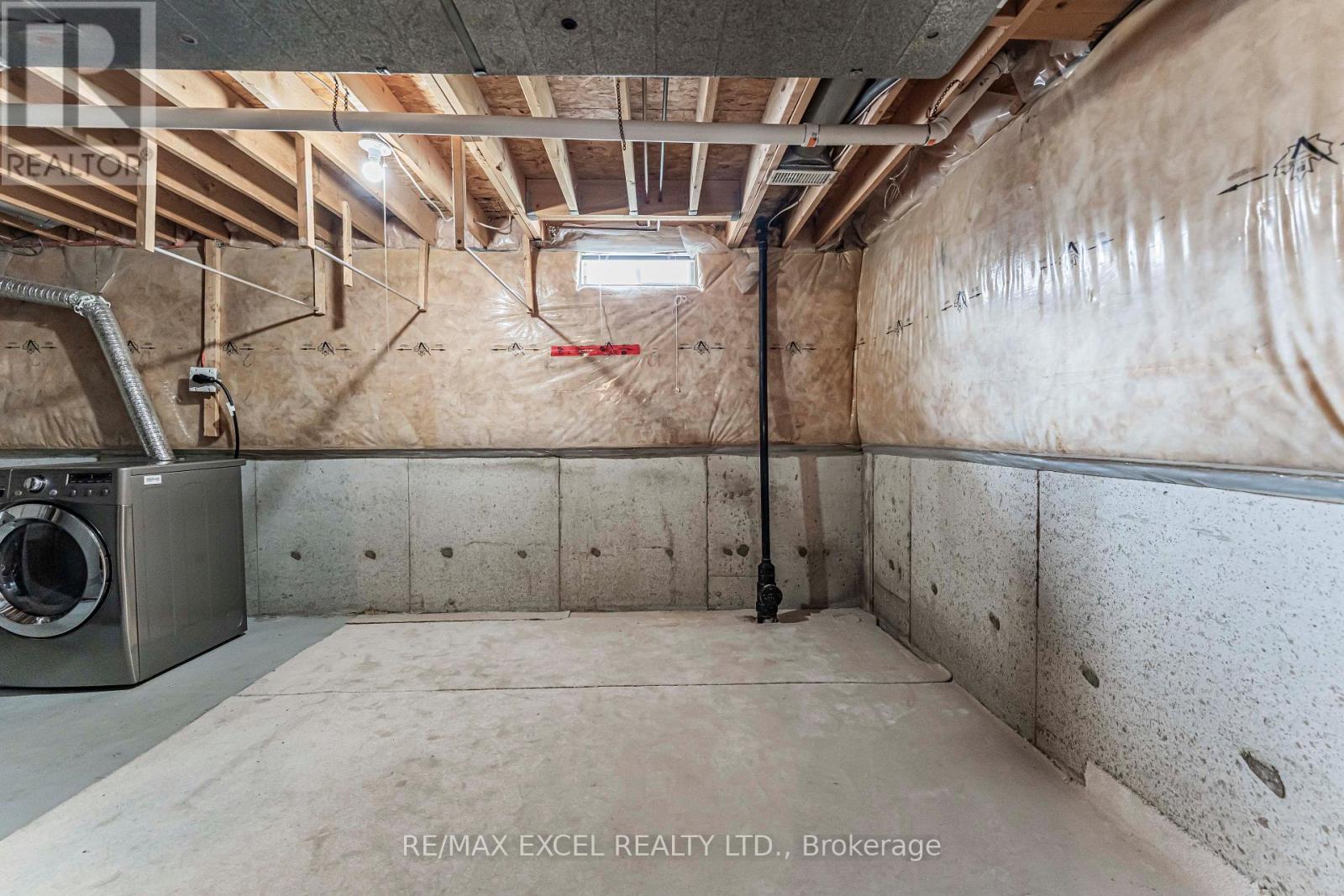 50 CASABEL DRIVE - 46