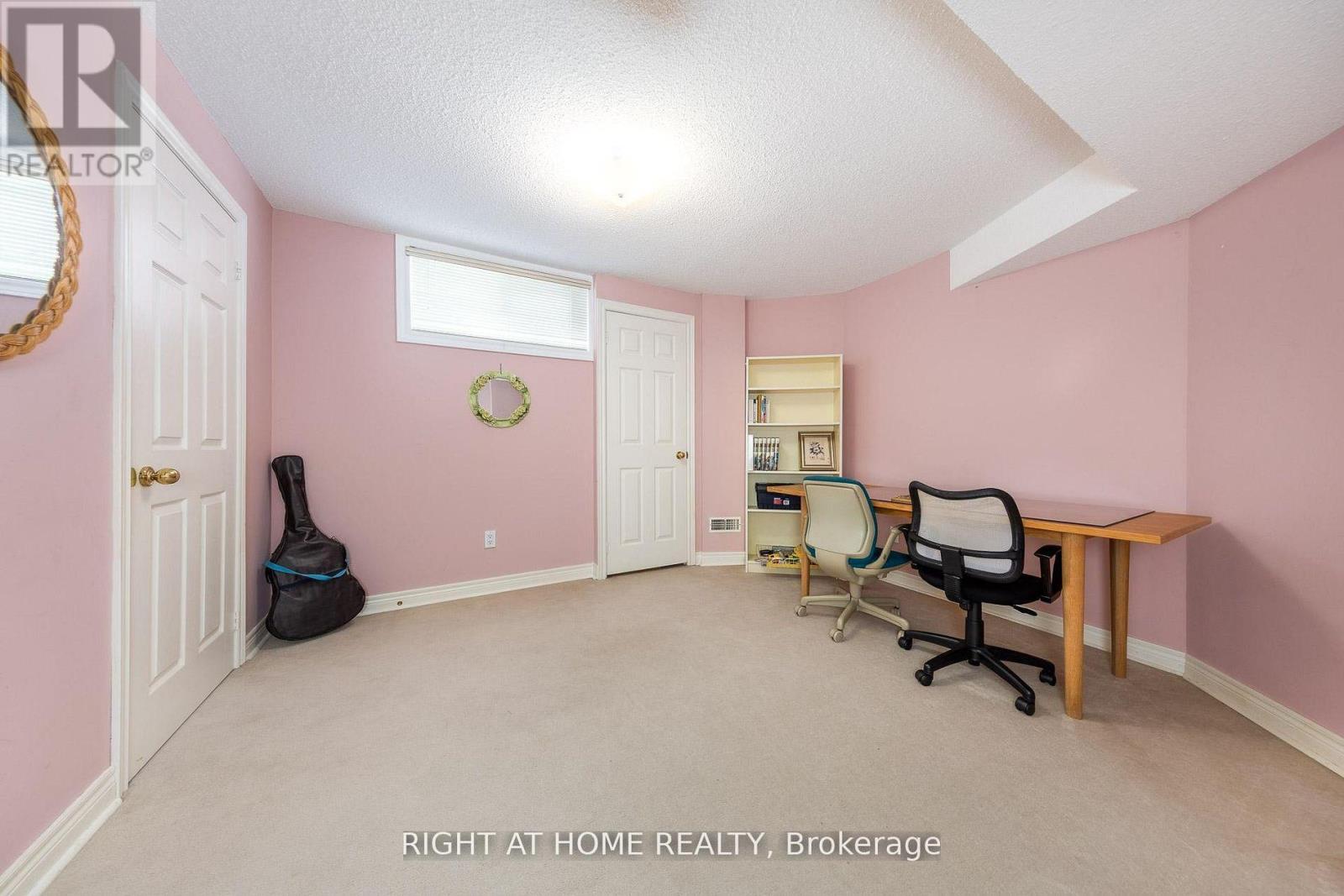 27 Addison Street, Richmond Hill, ON photo 43