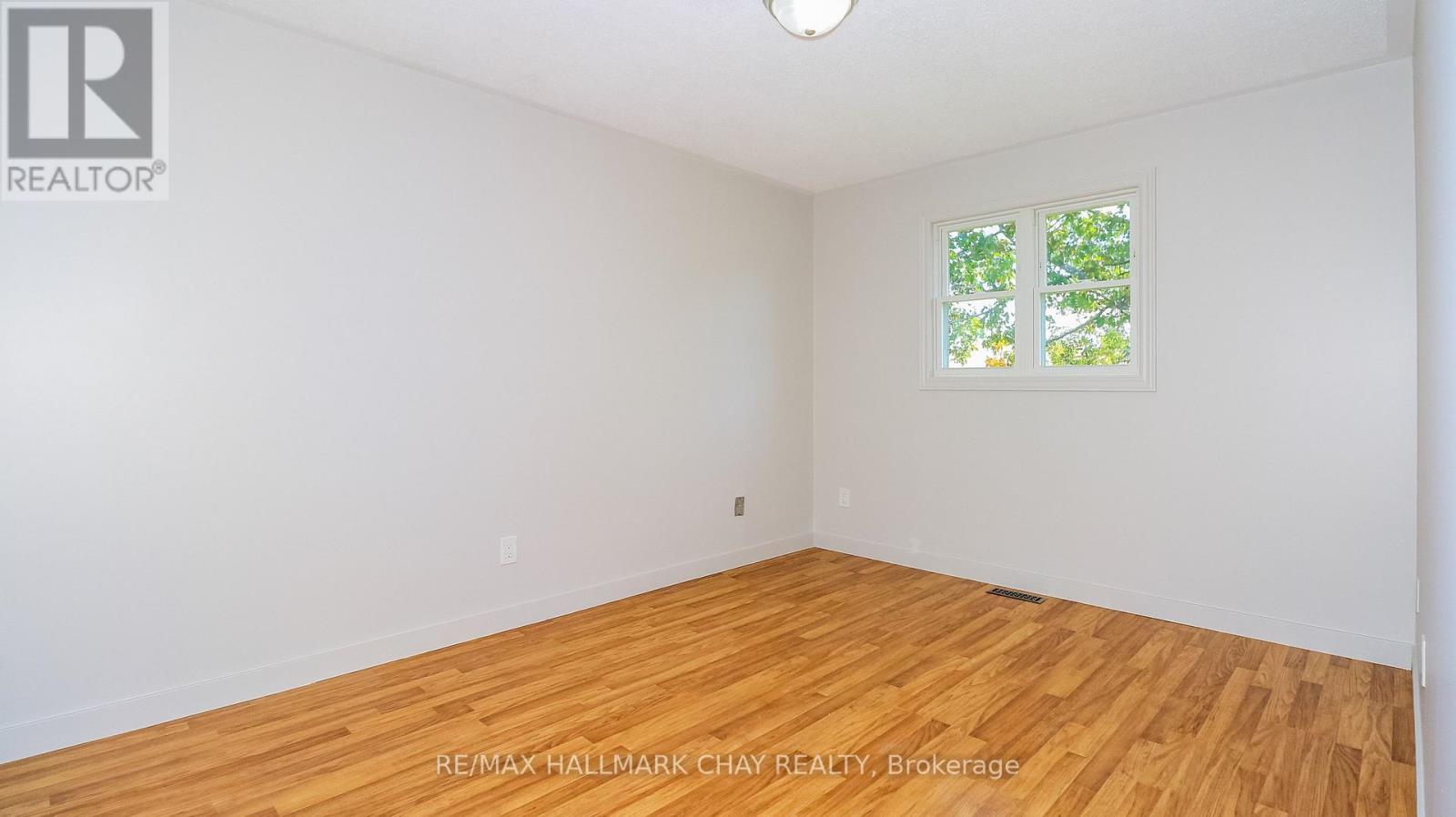 9 Bronte Crescent, Barrie, ON photo 30