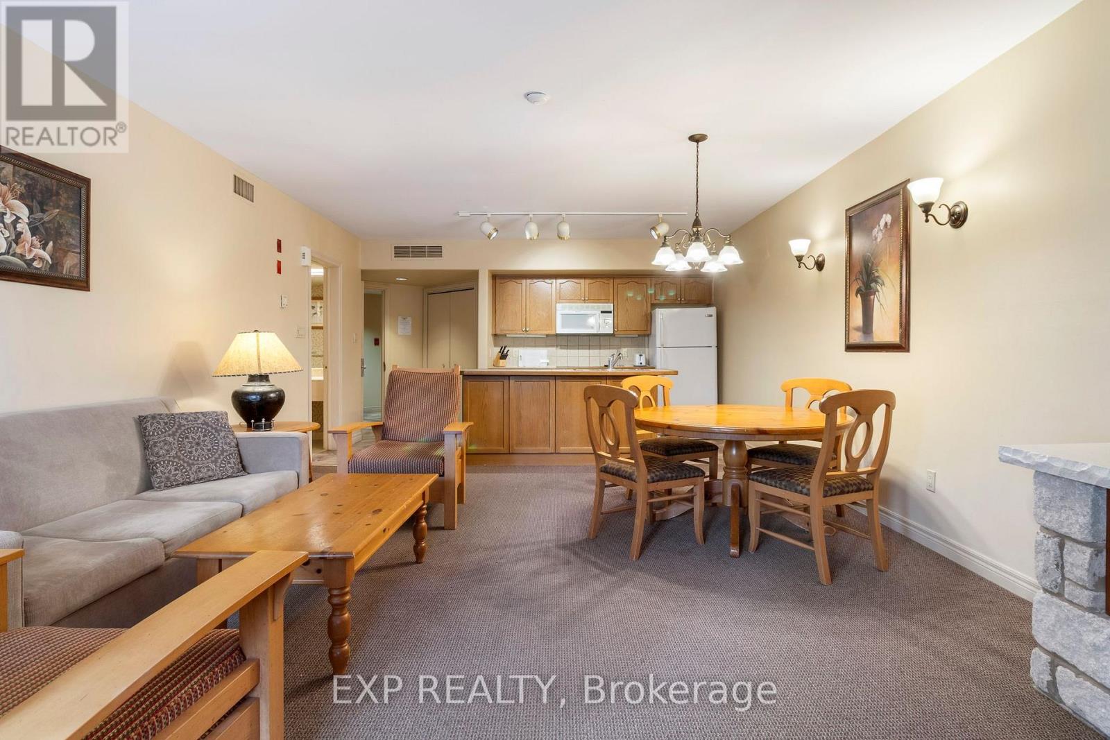 #2328/2329 90 HIGHLAND DRIVE - 13