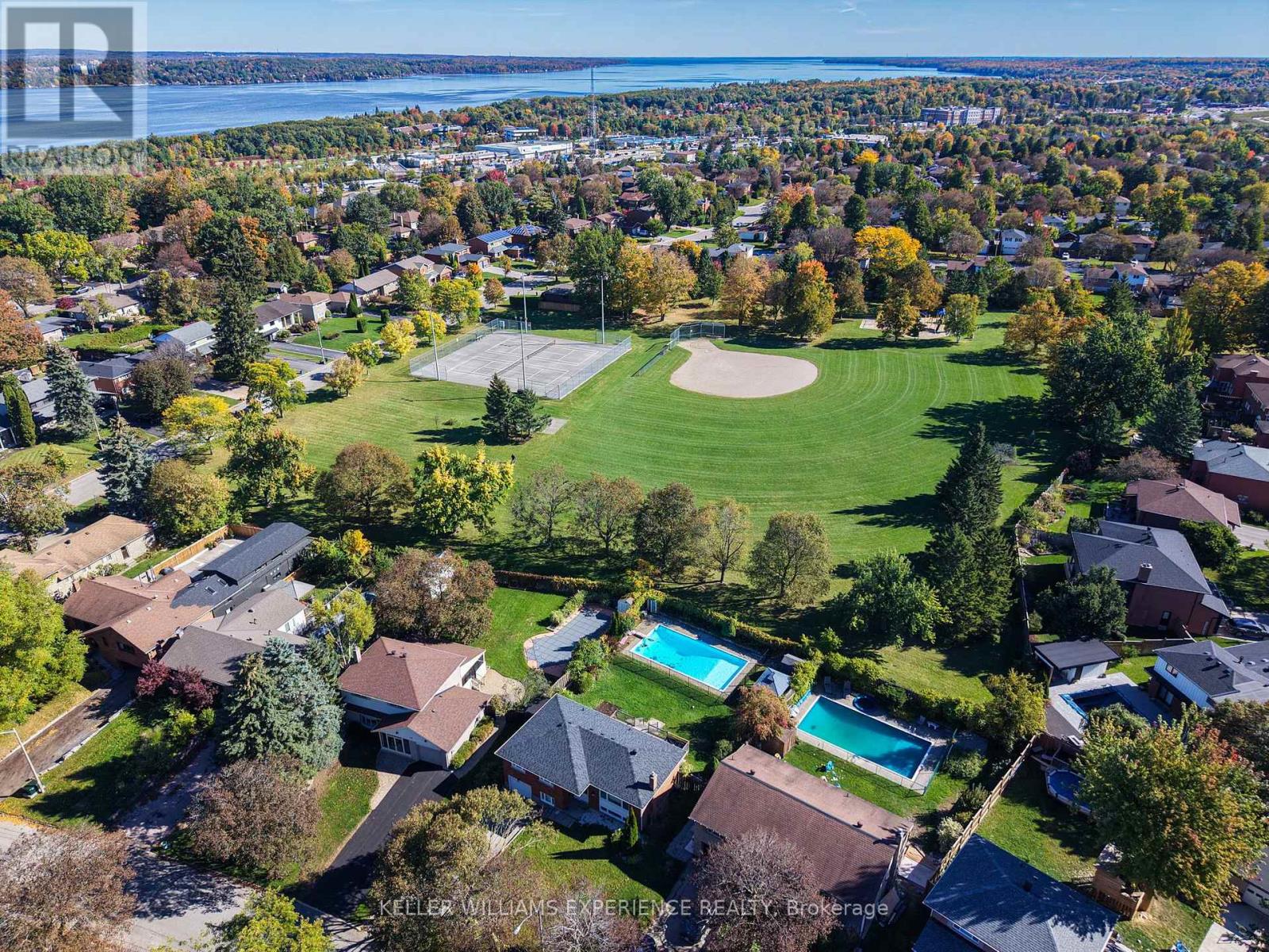 15 Woodcrest Road, Barrie, ON photo 35