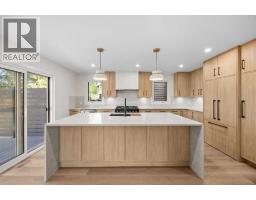 Pantry - 44 Canterbury Drive Sw, Calgary, AB T2W3S8 Photo 10