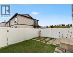 1215 137 Avenue SE - photo 10