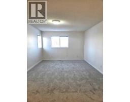 182 Coventry Close NE - photo 20
