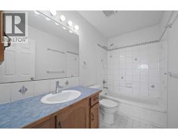 182 Coventry Close NE - photo 21